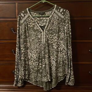 Olive and off white Lucky brand top